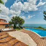 Sunny House Izgrev Balcic