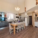 Vilă Sunny House Izgrev