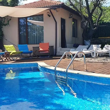Sunny House Izgrev Villa *