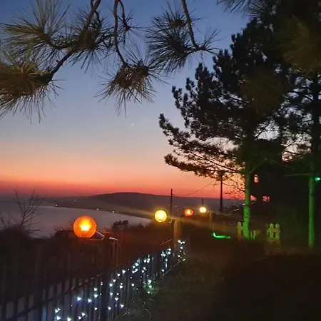 Sunny House Izgrev * Μπαλτσίκ