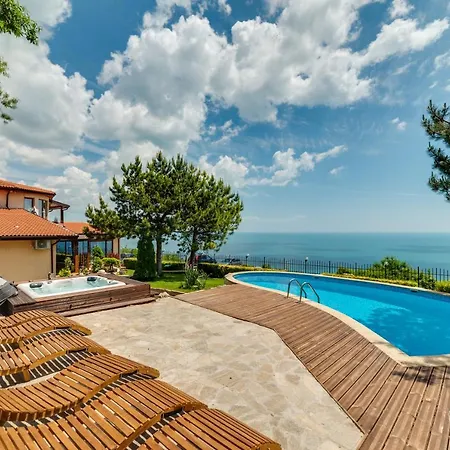 Sunny House Izgrev Μπαλτσίκ