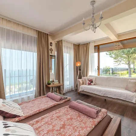 Sunny House Izgrev فيلة