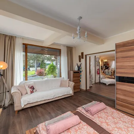 Sunny House Izgrev