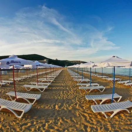 Sunny House Izgrev * Μπαλτσίκ