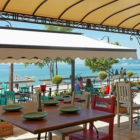 Sunny House Izgrev فيلة