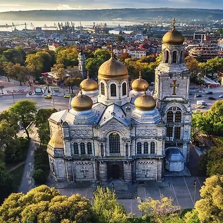 Sunny House Izgrev فيلة