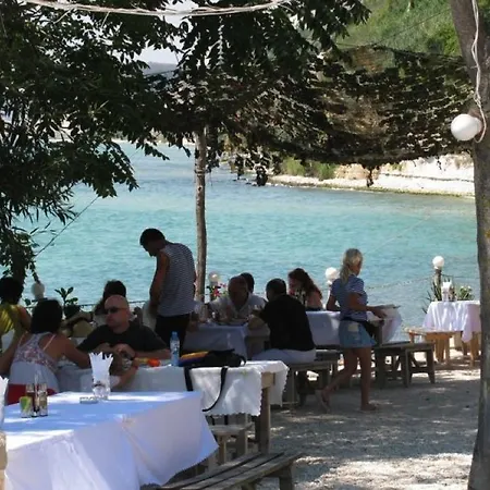 فيلة Sunny House Izgrev بالشيك