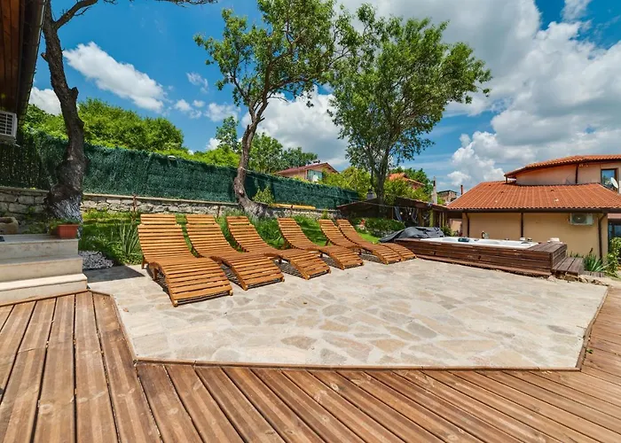 Sunny House Izgrev * Balchik